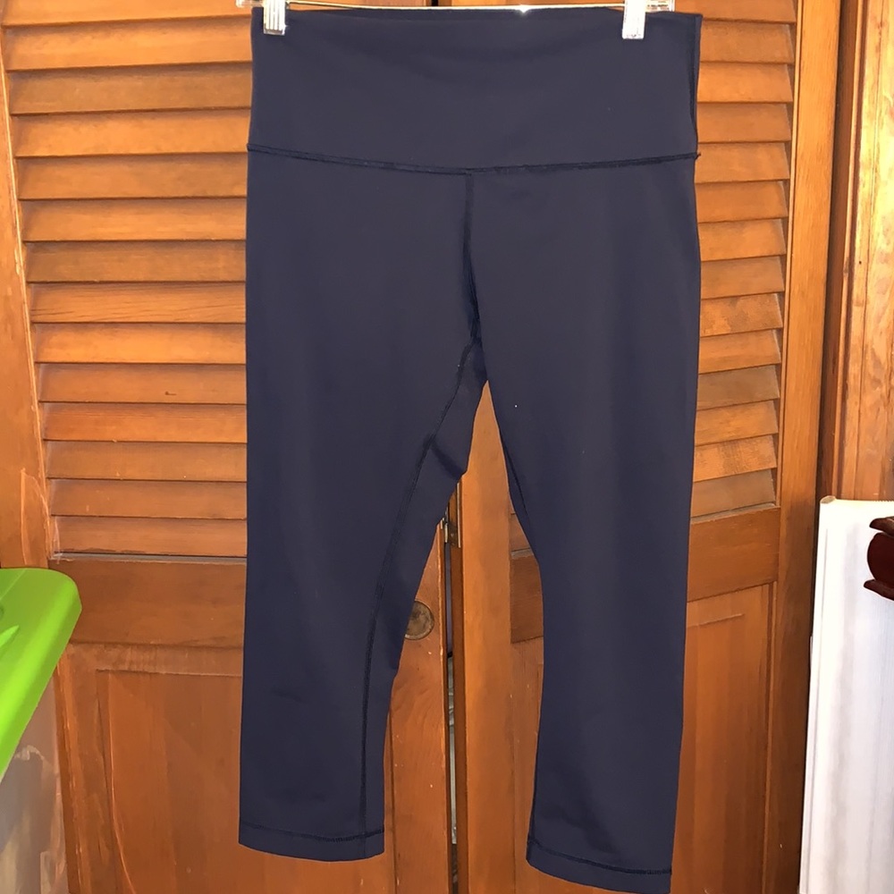 Vintage lululemon Wunder Under Crop 20”